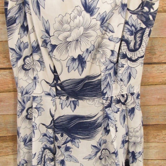 Breeches Blue/Off-White Sleeveless Back-Button Dress 4 - Picture 5 of 16